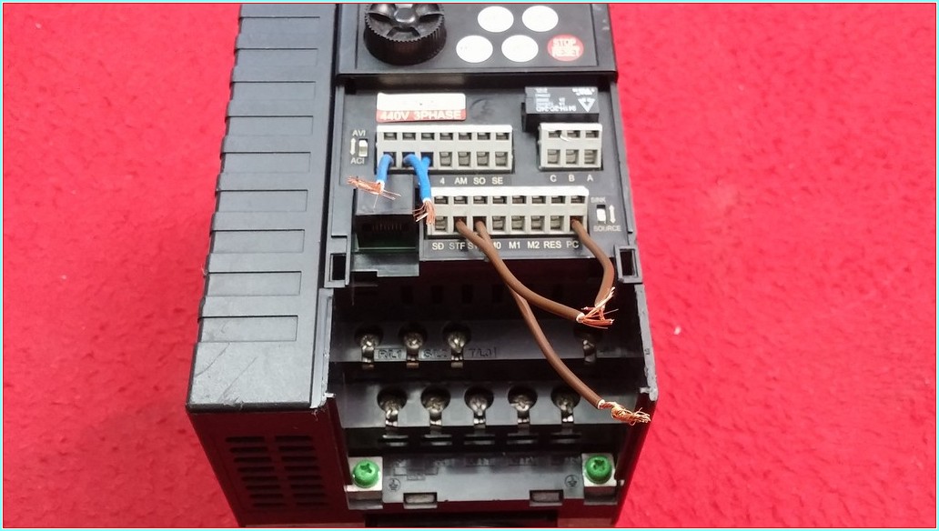 SHİHLİN SS2-043-3,7K 3,7 KW SÜRÜCÜ