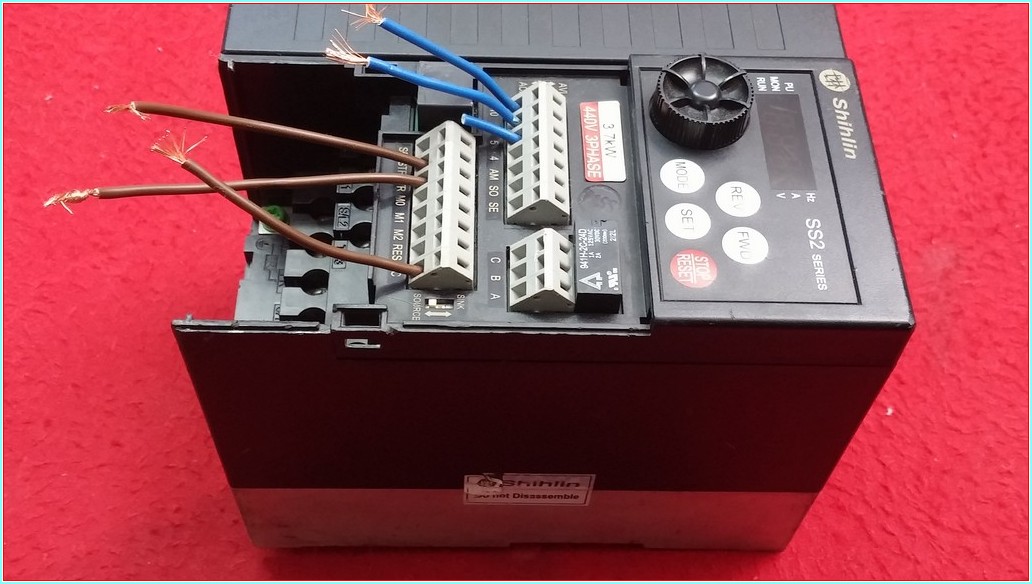 SHİHLİN SS2-043-3,7K 3,7 KW SÜRÜCÜ