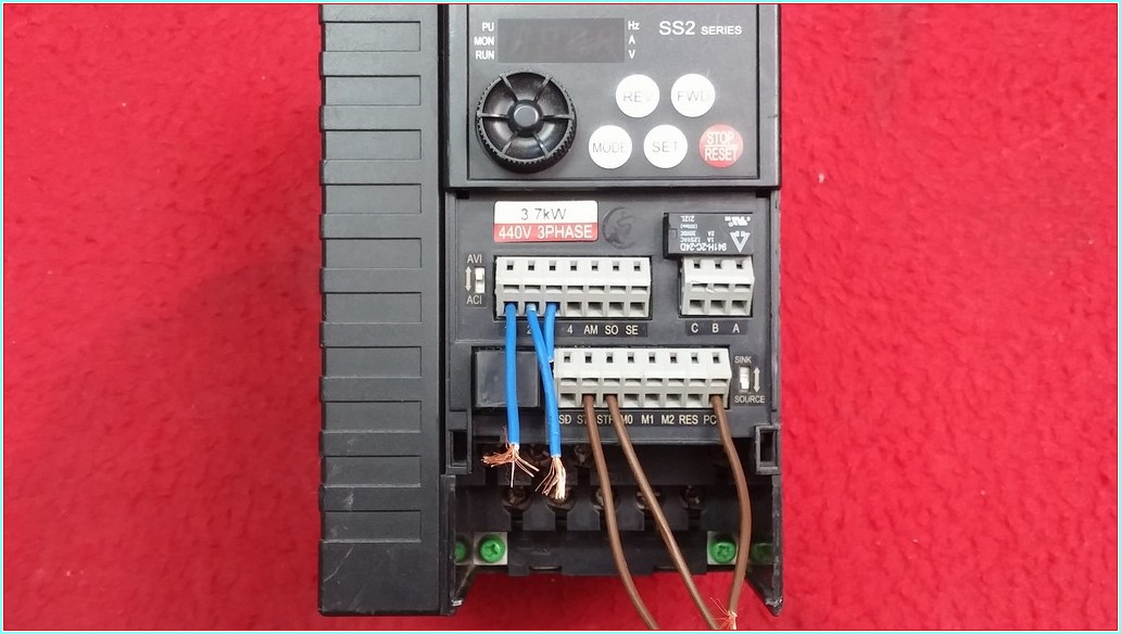 SHİHLİN SS2-043-3,7K 3,7 KW SÜRÜCÜ