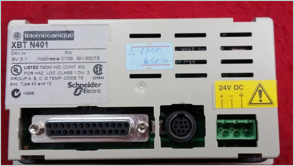 TELEMECANİQUE XBT N401 XBTN401 XBT-N401  TUŞ TAKIMLI PANEL