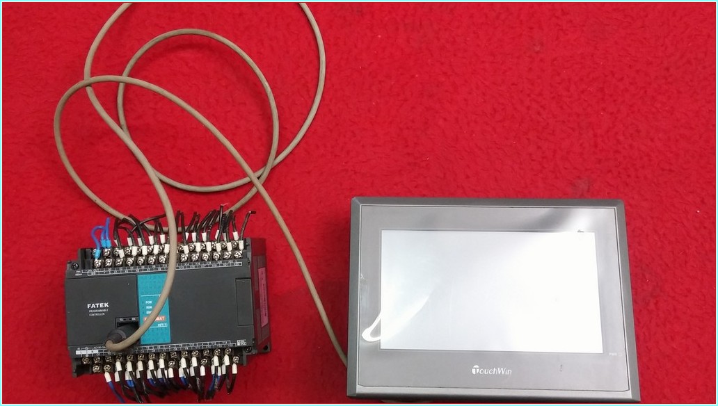 FATEK FBS-40MAT PLC VE TOUCHWİN TG765 DOKUNMATİK OPERATÖR PANEL TAKIM