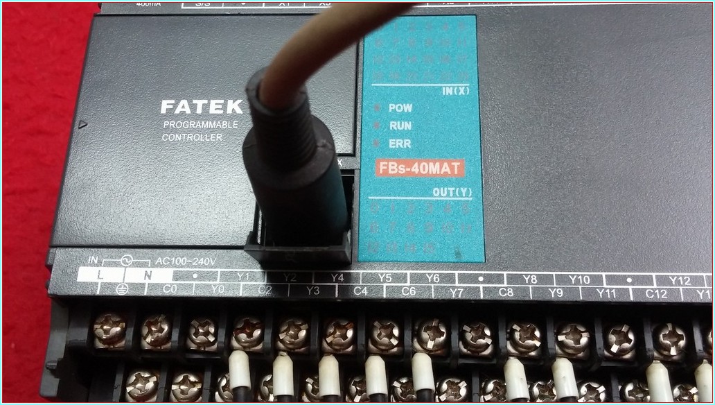 FATEK FBS-40MAT PLC VE TOUCHWİN TG765 DOKUNMATİK OPERATÖR PANEL TAKIM