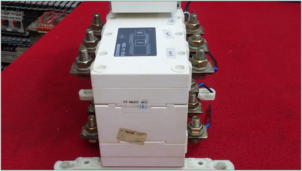 SOCOMEC ATYS 3S 250A 250A MOTORLU TRANSFER