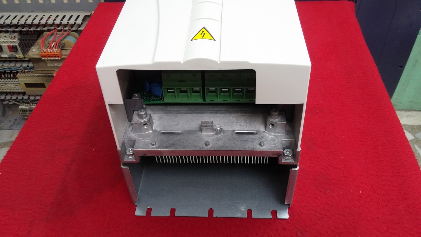 ACS550-01-031A-4 ABB