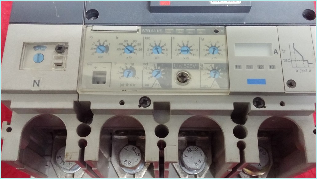 MERLİN GERİN NS630 H 4P4T 250-630A 4 KUTUPLU TMŞ