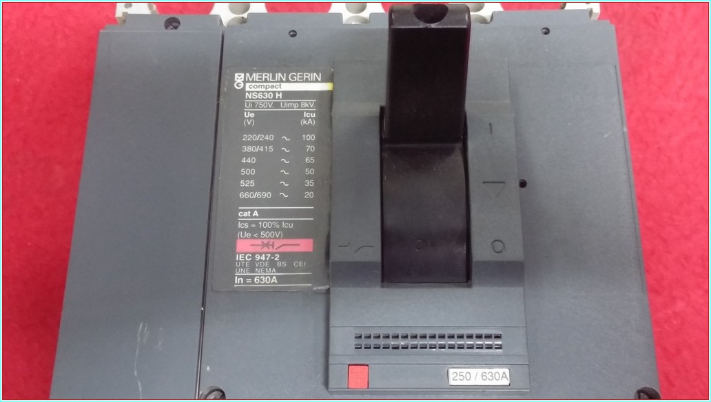 MERLİN GERİN NS630 H 4P4T 250-630A 4 KUTUPLU TMŞ