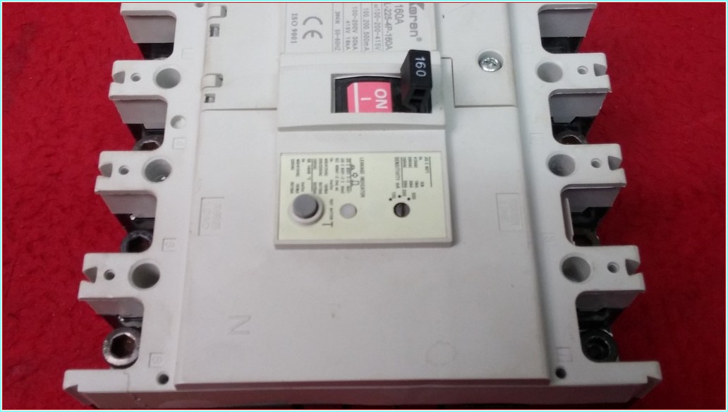 XOREN KNM5L-225 YANGIN KORUMALI AÇTIRMA BOBİNLİ 160A 4 KUTUPLU TMŞ