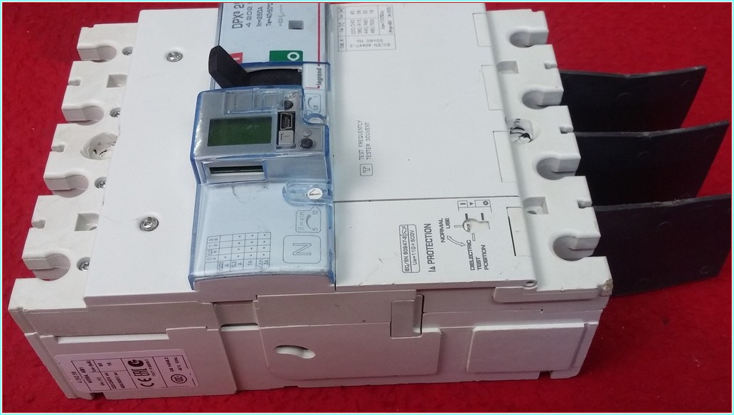 LEGRAND DPX3 250 4P DPX250 4P 250A 4 KUTUPLU TMŞ