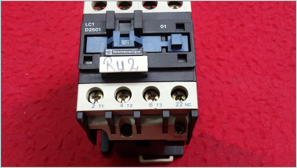 TELEMECANİQUE LC1D2501 LC1D2501M7 11 KW 40A KONTAKTÖR