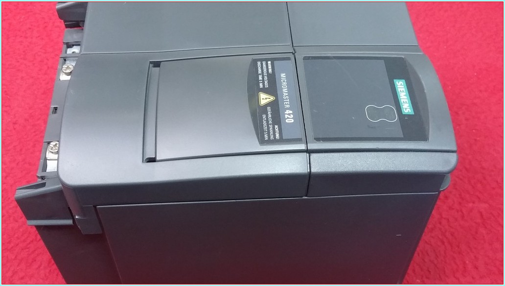 SIEMENS 6SE6420-2UD25-5CA1 440 5.5 KW  DRIVE SÜRÜCÜ