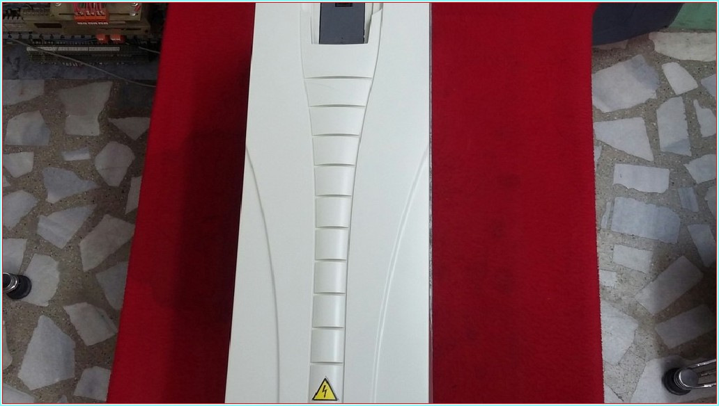 ABB ACS550-01-059A-4 ACS550 30 KW SÜRÜCÜ