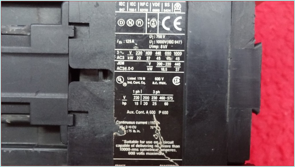 TELEMECANİQUE LC1D80 LC1D80M5 LC1D80M7 220VAC VE 24VDC TESYS KONTAKTÖR