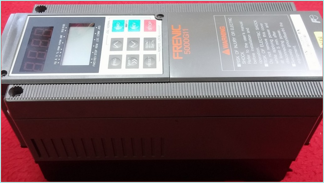 FUJİ FRNO.75G11S-4EN 0,75 KW SÜRÜCÜ