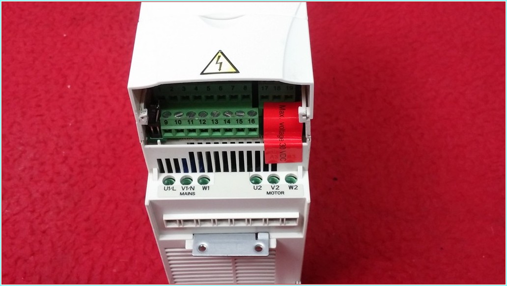 ABB ACS310-03E-02A6-4 