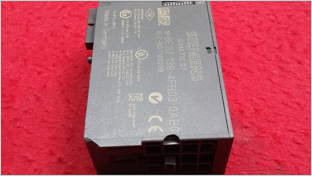 SIEMENS 6ES7 138-4FB03-0AB0 6ES7138-4FB03-0AB0 SIMATIC S7 PROFISAFE PLC