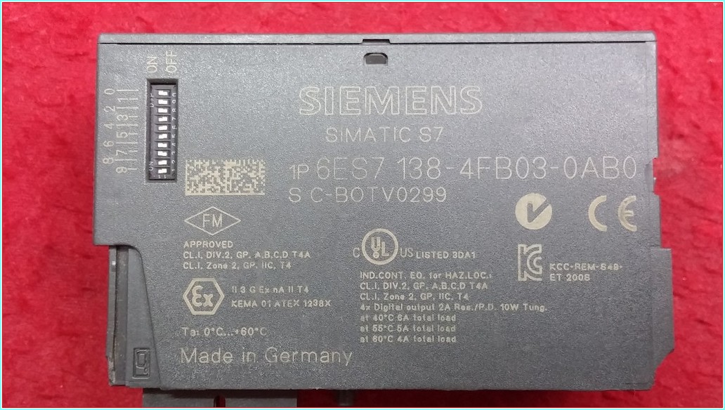 SIEMENS 6ES7 138-4FB03-0AB0 6ES7138-4FB03-0AB0 SIMATIC S7 PROFISAFE PLC