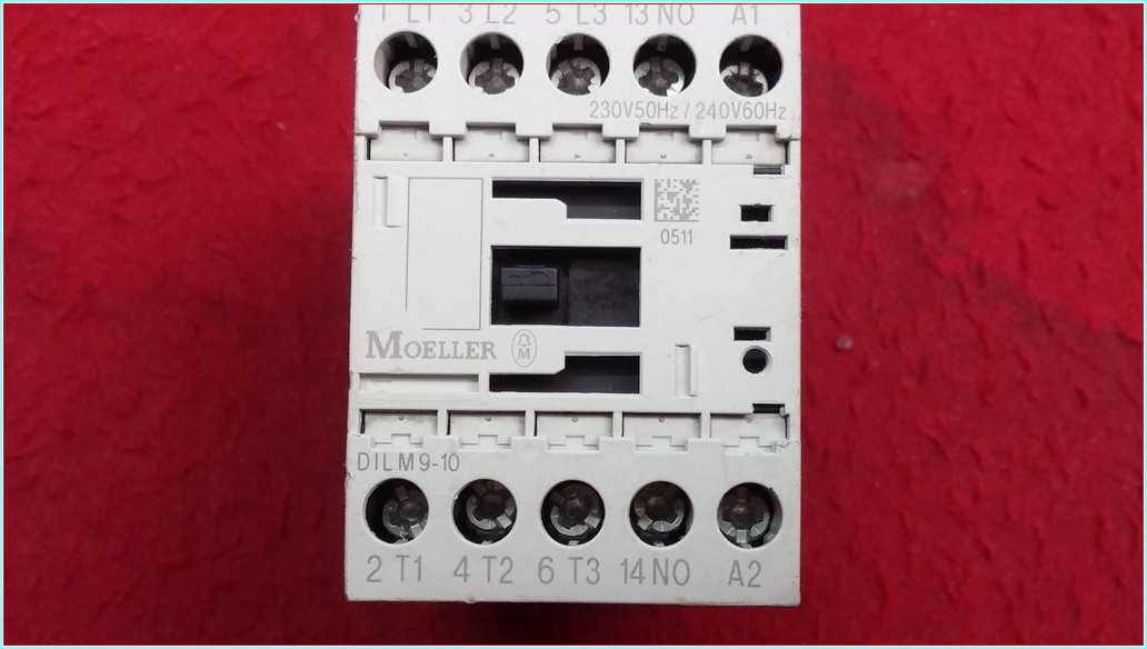 MOELLER DILM9-10 4KW KONTAKTÖR