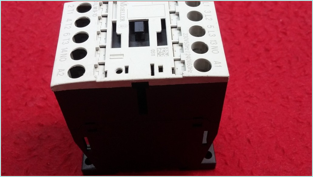 MOELLER DILM9-10 4KW KONTAKTÖR
