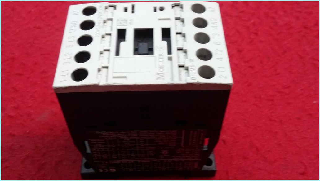 MOELLER DILM9-10 4KW KONTAKTÖR