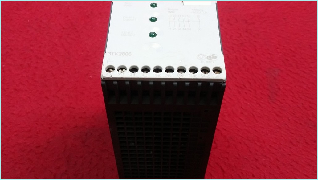 SIEMENS 3TK2806-0BB4 3TK2806 0BB4 5NO 1NC 6 KONTAKLI EMNİYET RÖLESİ 