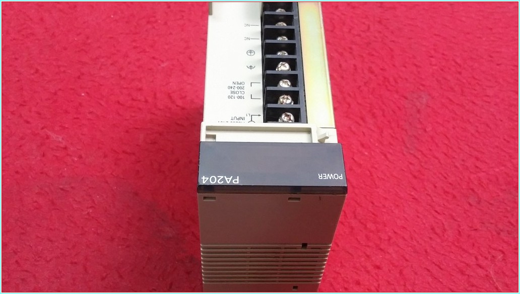 OMRON C200HW-PA204 POWER SUPPLY UNIT GÜÇ KAYNAĞI