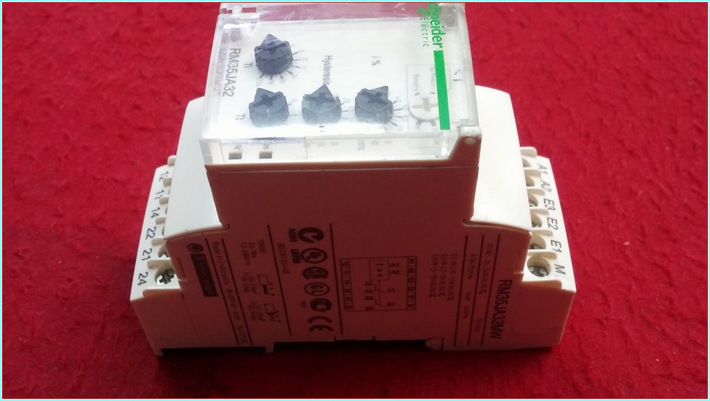 SCHNEİDER RM35JA32MW AKIM KONTROL RÖLESİ
