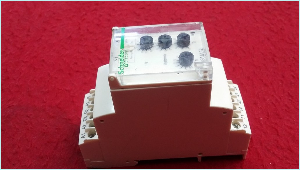 SCHNEİDER RM35JA32MW AKIM KONTROL RÖLESİ