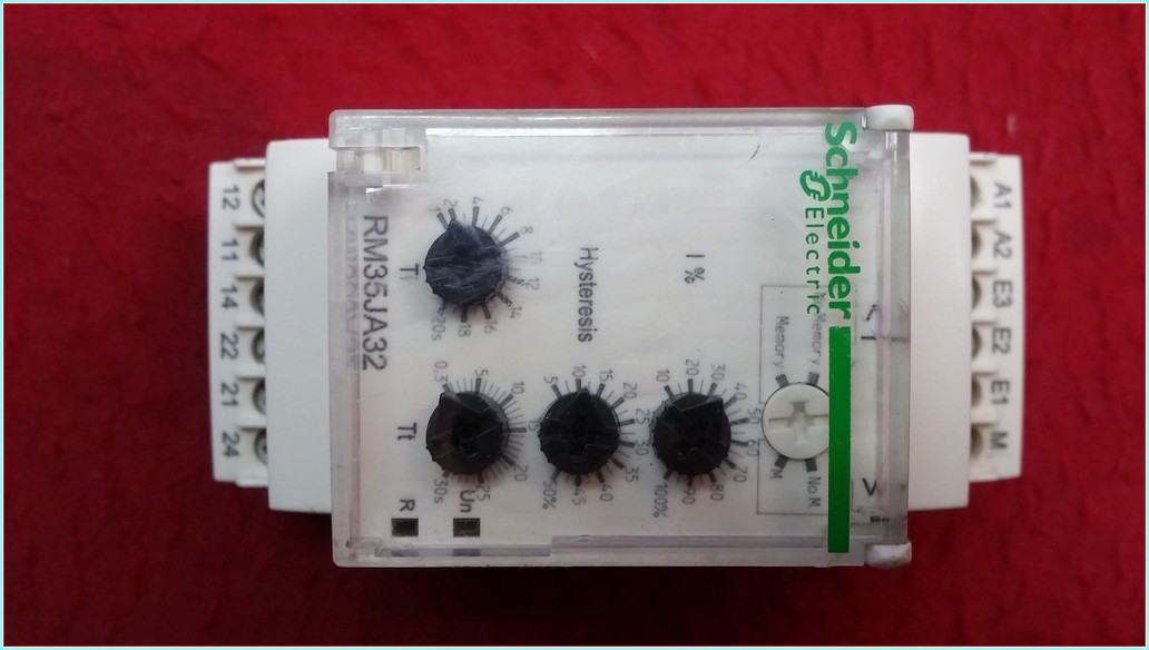 SCHNEİDER RM35JA32MW AKIM KONTROL RÖLESİ