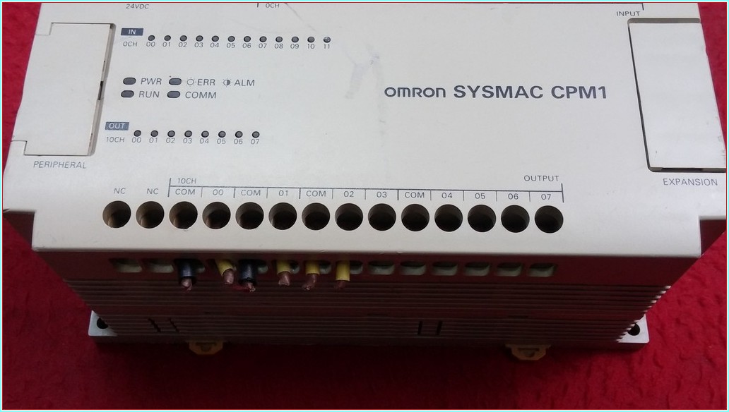 OMRON CPM1-20CDR-D PLC