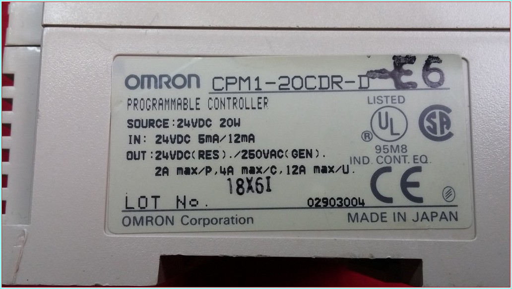 OMRON CPM1-20CDR-D PLC