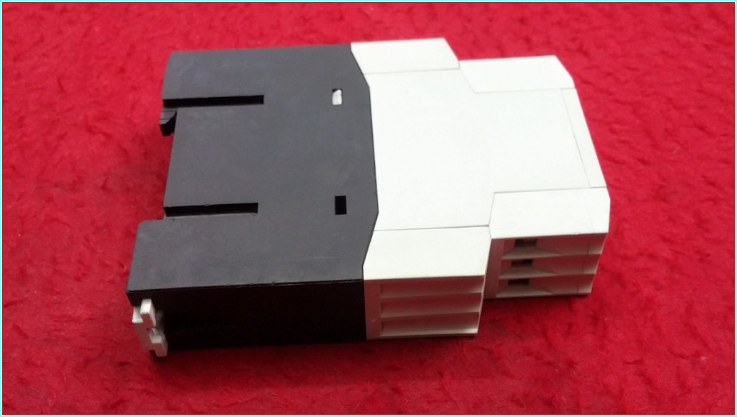 MOELLER ETR4-69-A ÇOK İŞLEVLİ ANALOG ZAMANLAYICI