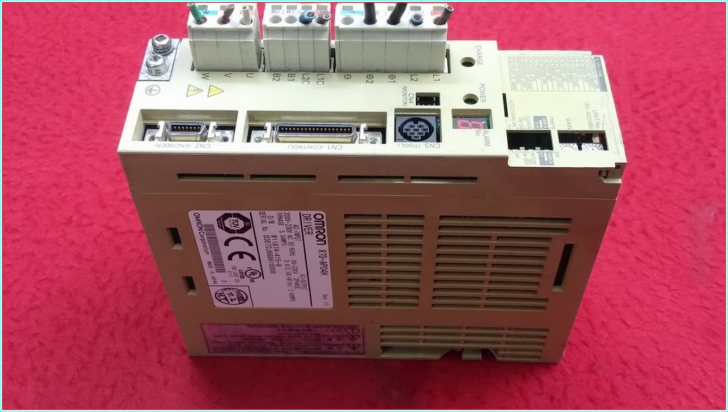 R7D-AP04H OMRON
