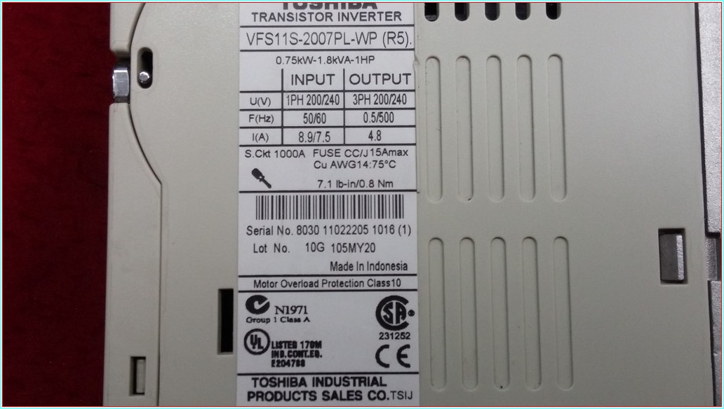 TOSHIBA VFS11S-2007PL-WP 0,75 KW SÜRÜCÜ