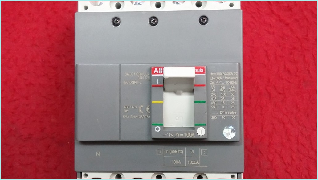 ABB SACE FORMULA A1N 125 100A 4 KUTUPLU TMŞ