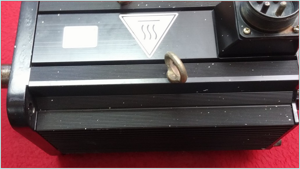 YASKAWA SGMG-75V 7,5 KW SIFIR SERVO MOTOR
