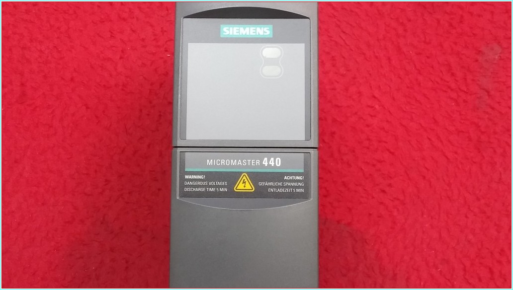 SIEMENS 6SE6440-2UC11-2AA1 0,12KW 230V MICROMASTER 440 SÜRÜCÜ