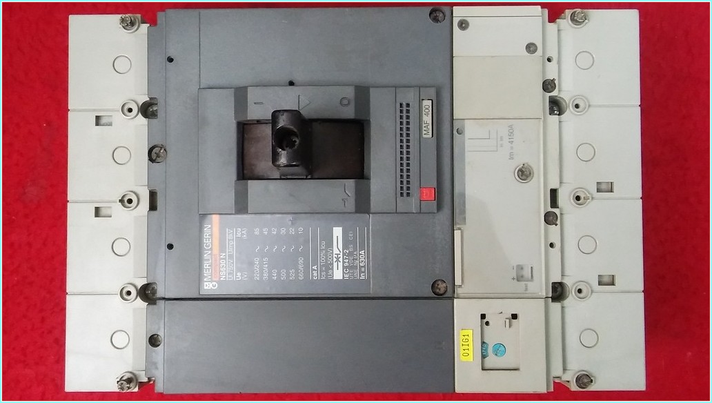 MERLİN GERİN NS400 N IEC/EN 60947-2 415A 4 KUTUPLU TMŞ