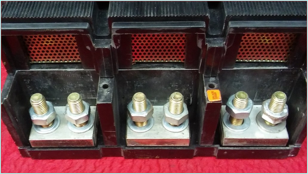 MERLİN GERİN STR 25DE 800A MOTORLU TMŞ ŞALTER