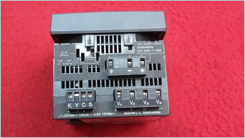 SCHNEİDER PM810MG METSEPM5310 POWER LOGİC ENERJİ ANALİZÖRÜ