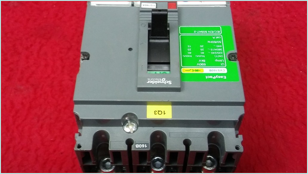 SCHNEİDER CVS160B 112-160A TMŞ DEVRE KESİCİ ŞALTER