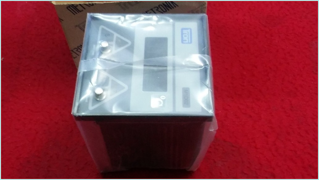 TRON M1D02 0-500 C SIFIR KUTULU ISI KONTROL CİHAZI