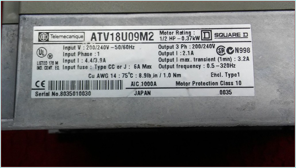 TELEMECANİQUE ATV18U09M2 0,37 KW SÜRÜCÜ