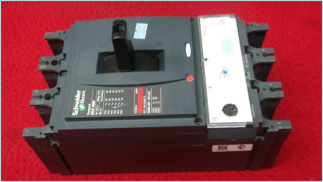 SCHNEİDER LV432676 NSX 400F 400A SIFIR KUTULU TMŞ ŞALTER