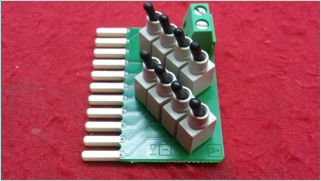 SIEMENS 6ES7 274-1XF30-0XA0 6ES7274-1XF30-0XA0 SIFIR KUTULU  SIMATIC S7-1200 DİJİTAL GİRİŞ SİMÜLATÖRÜ