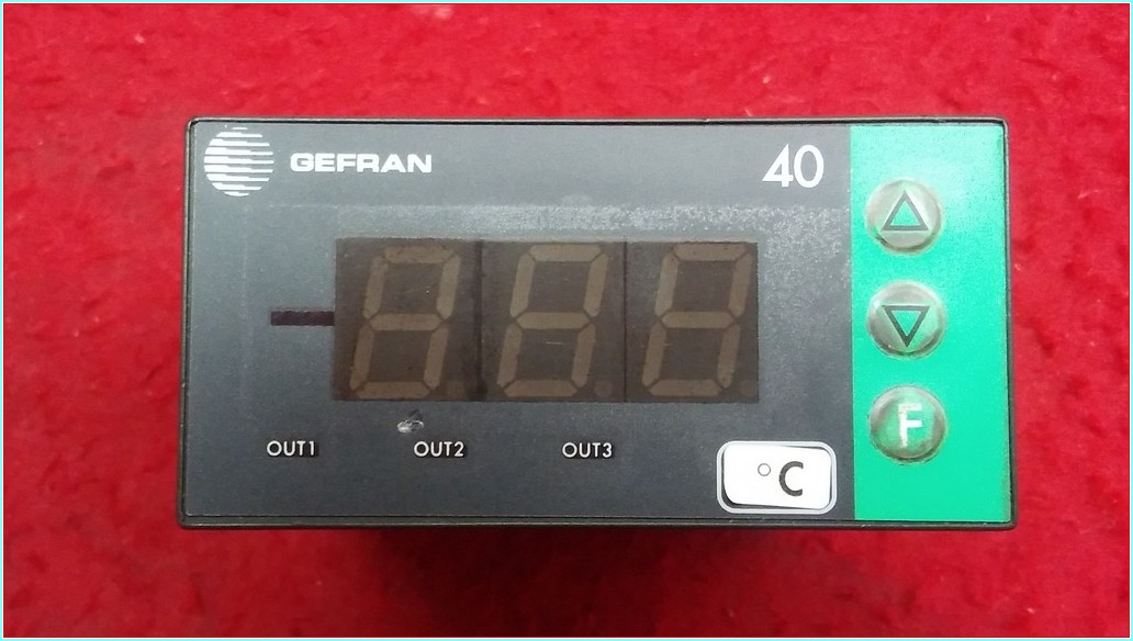 GEFRAN 40T-72-3-00-RR-02-9-000 ISI KONTROL CİHAZI