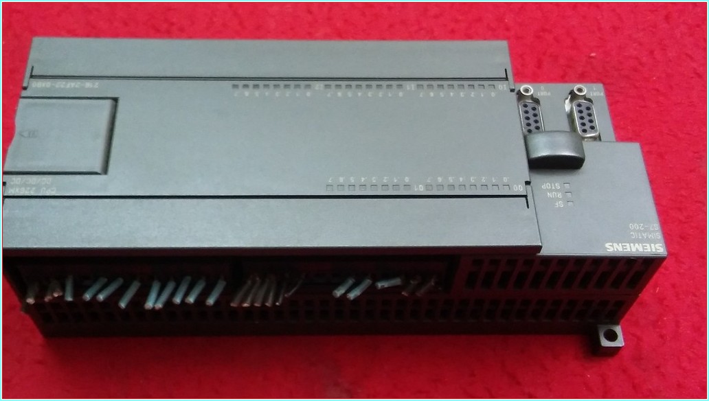 SIEMENS 6ES7 216-2AF22-0XB0 6ES7216-2AF22-0XB0 SIMATIC S7-200 PLC