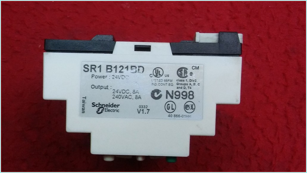 TELEMECANİQUE SR1 B121BD SR1B121BD PLC