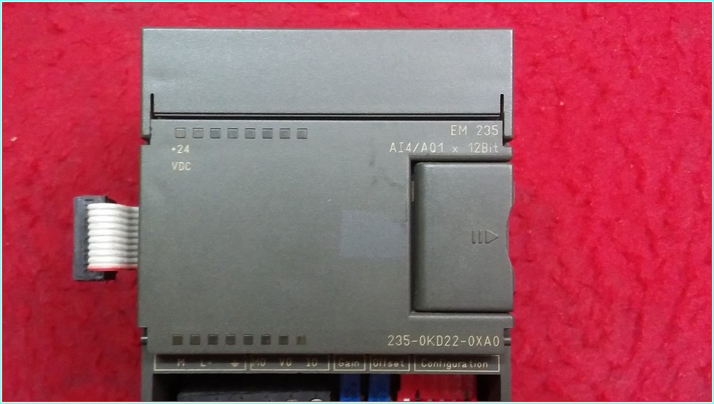 SIEMENS 6ES7 235-0KD22-0XA0 6ES7235-0KD22-0XA0 SIMATIC S7-200 PLC
