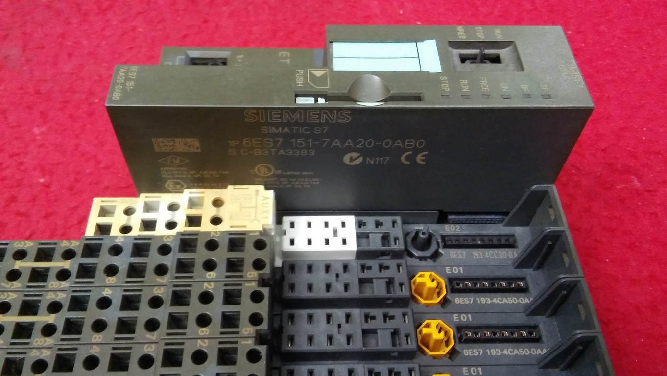 SIEMENS 6ES7 151-7AA20-0AB0 6ES7 193-4CA50-0AA0 6ES7 193-4CC30-0AA0 SIMATIC S7 PLC TAKIM