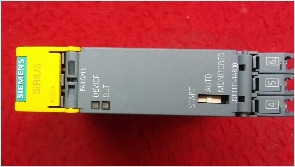 SIEMENS 3SK1111-1AB30 3SK1111 1AB30 3SK11111AB30 SIRIUS EMNİYET RÖLESİ